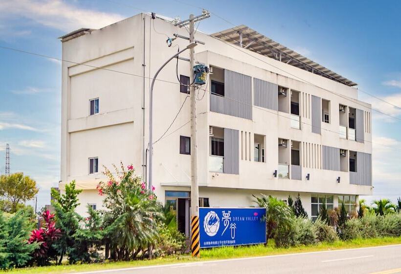 پانسیون Dream Valley