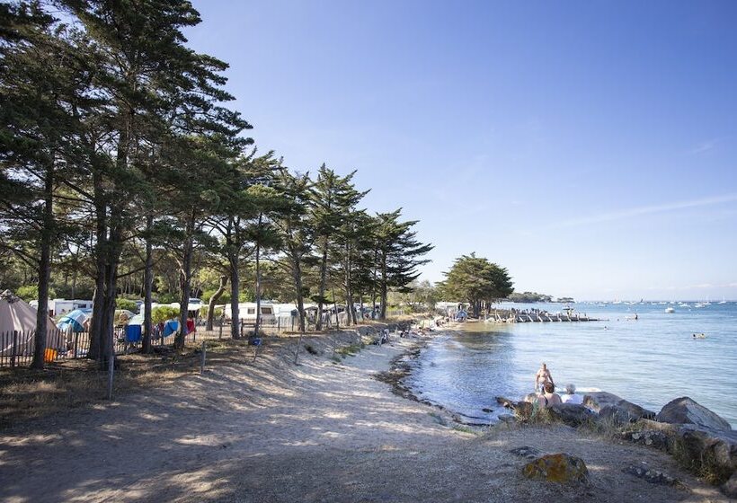 هتل Huttopia Noirmoutier