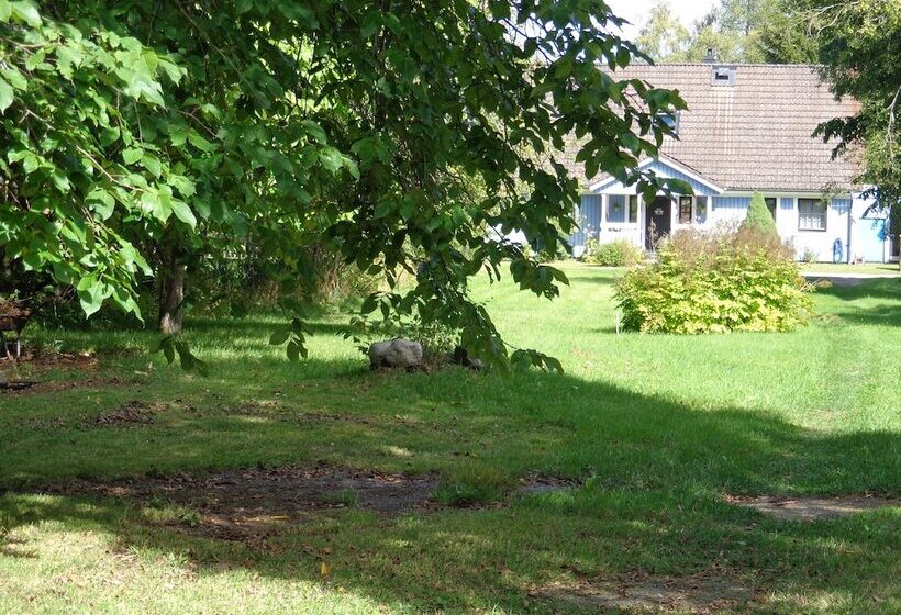 Målerås Vandrarhem B&b