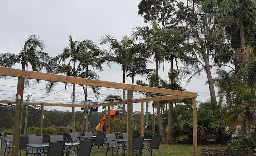 Tabourie Lake Motel