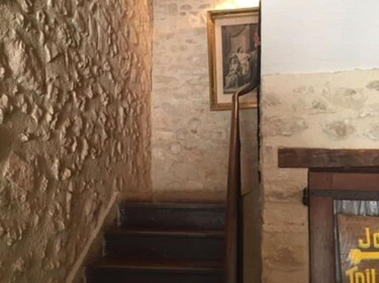 مبيت وإفطار Le Cheval Blanc