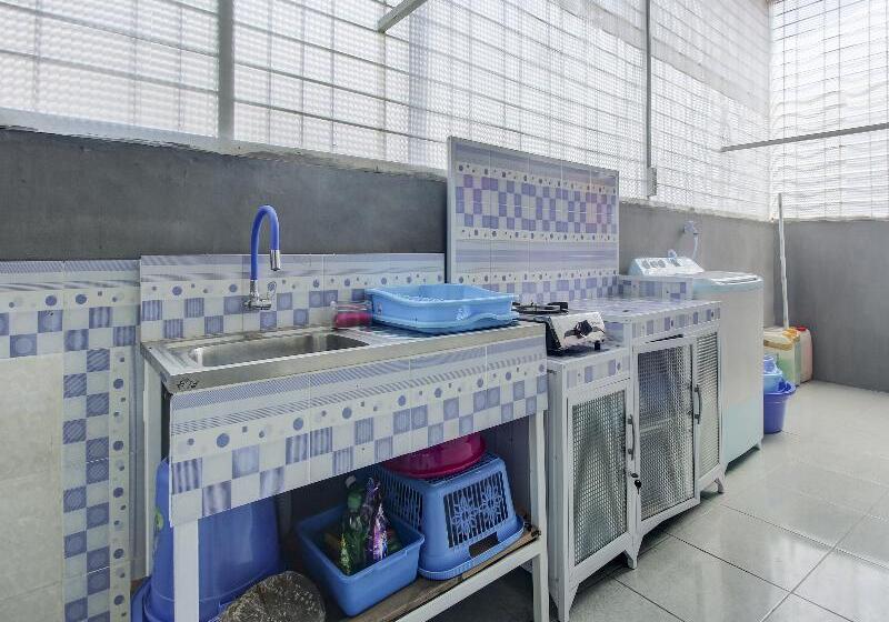 هتل Oyo 3415 Kost Wimane