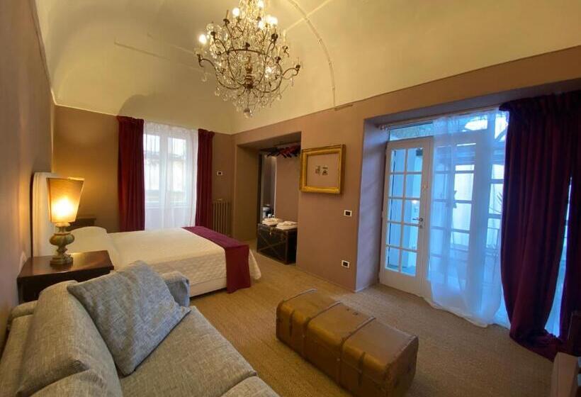 تختخواب و صبحانه Suites Edivino Design Capri