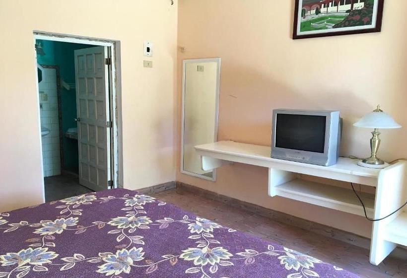 فندق Chan Santa Cruz