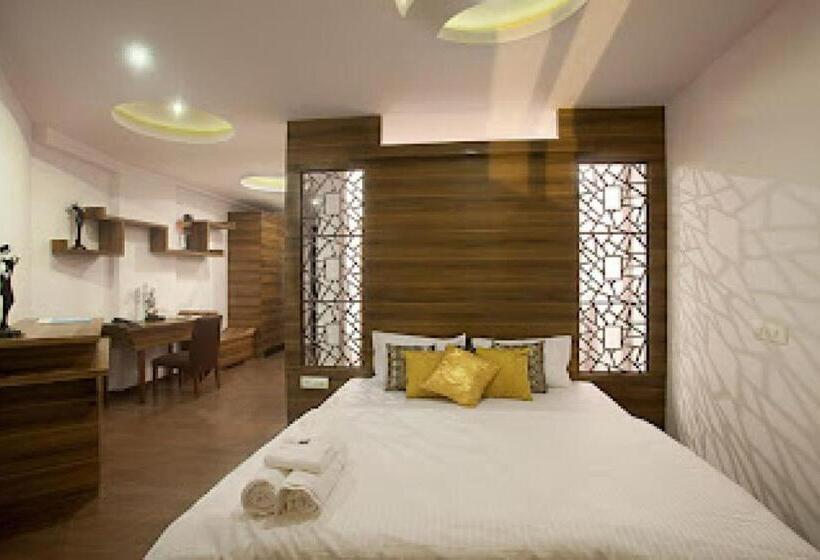 فندق Collection O  Rr Boutique