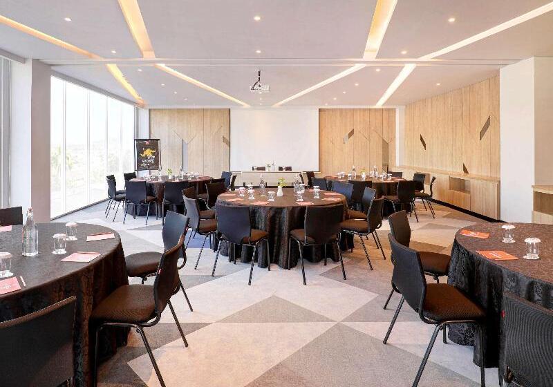 هتل Ibis Samarinda