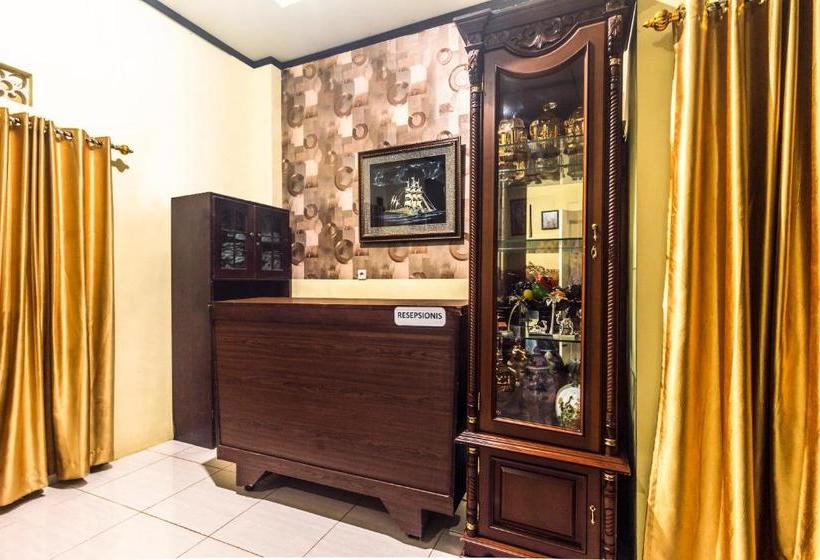 هتل Oyo 3348 Minimalis Homestay