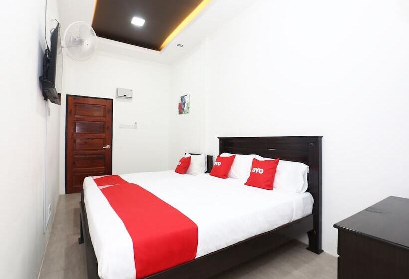 فندق Oyo 89678 Ady