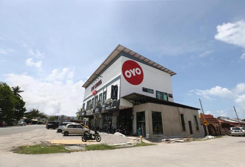 فندق Oyo 89678 Ady