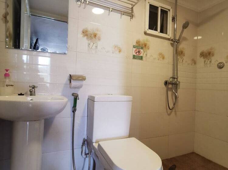 هتل Oyo 89969 Mount Hill Villa Kundasang