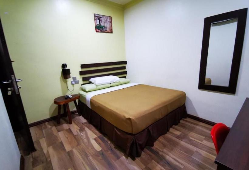 فندق Oyo 90045 Dalyla Inn