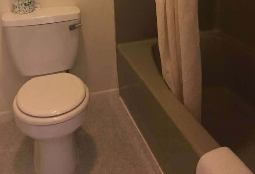 בית מלון כפרי Economy Inn Eldorado