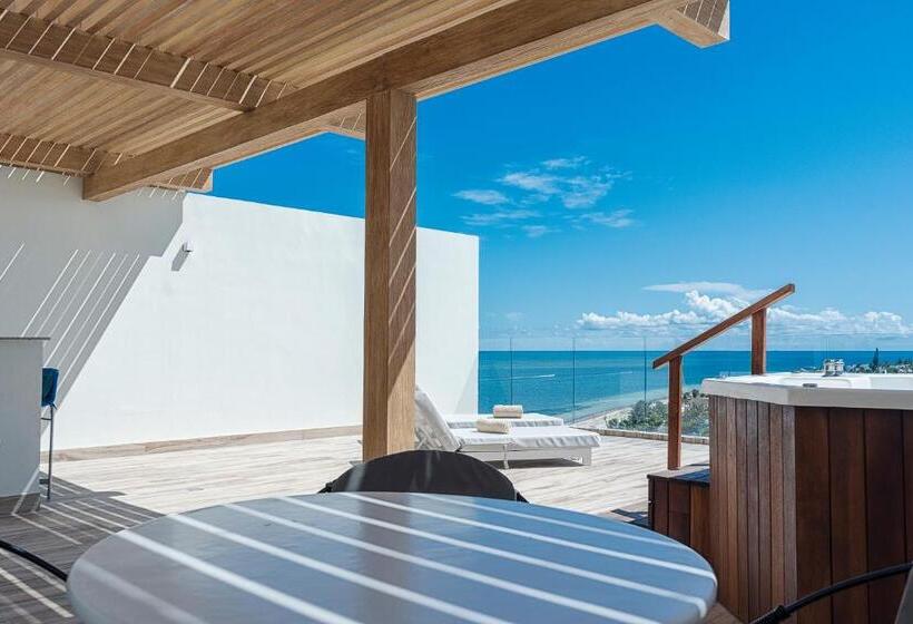 هتل The Fives Oceanfront