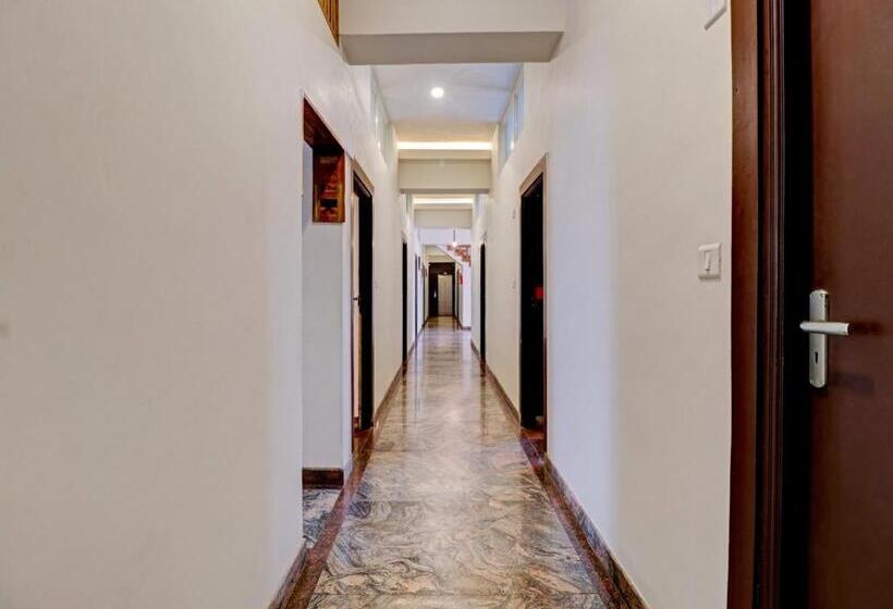 هتل Treebo Benaka Residency