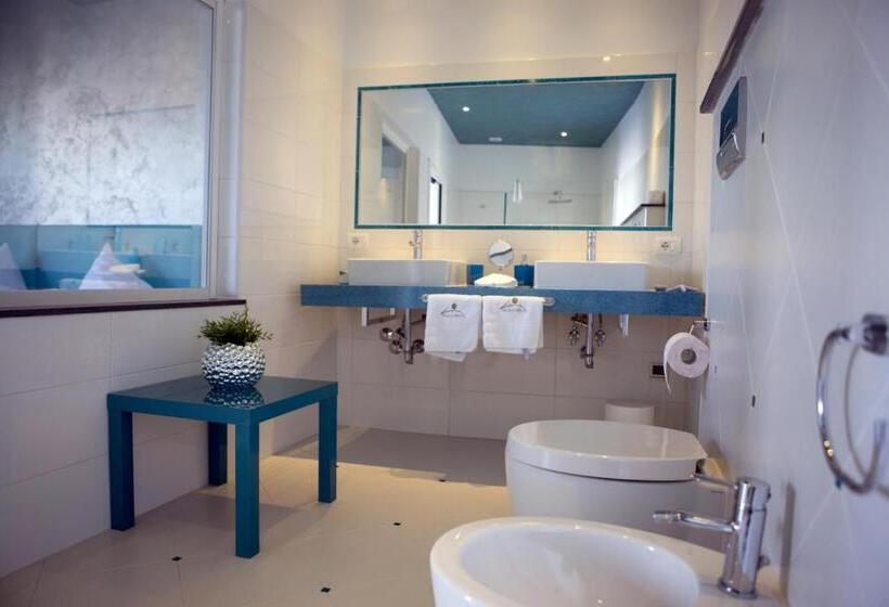 تختخواب و صبحانه Villa La Perla