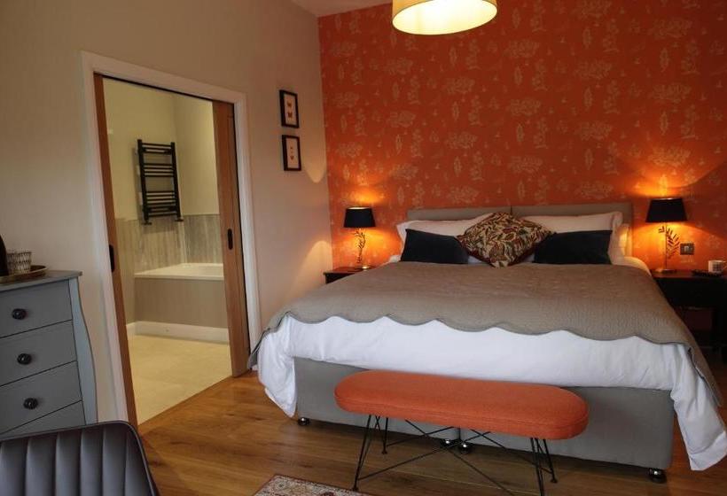 Cwmbach Lodge Luxury B&b