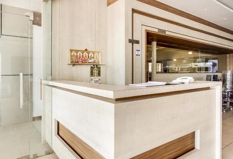 فندق Capital O 71132  Velavan