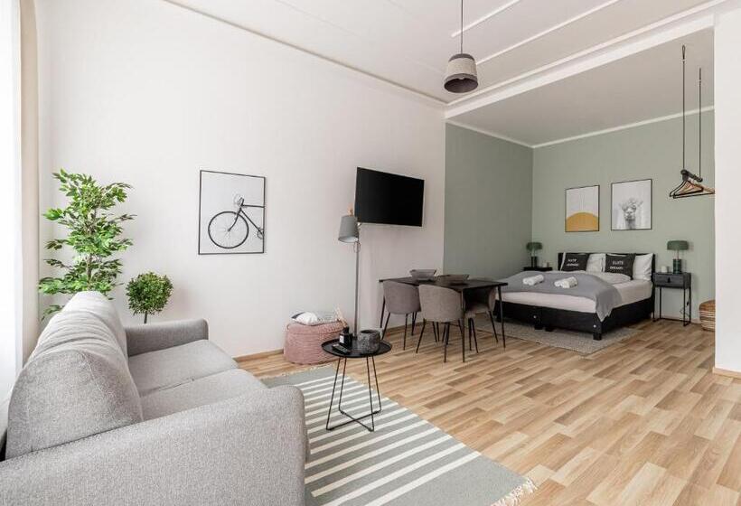 Limehome Villach Kirchenplatz