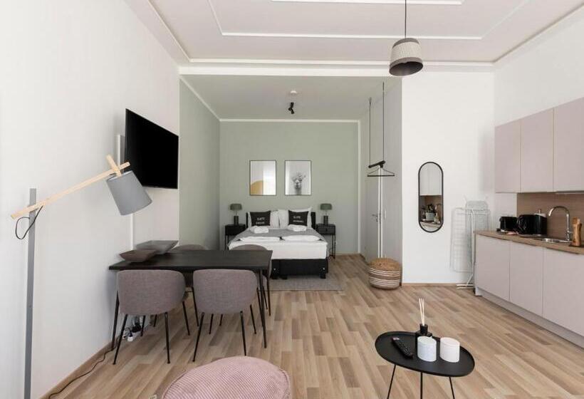 Limehome Villach Kirchenplatz