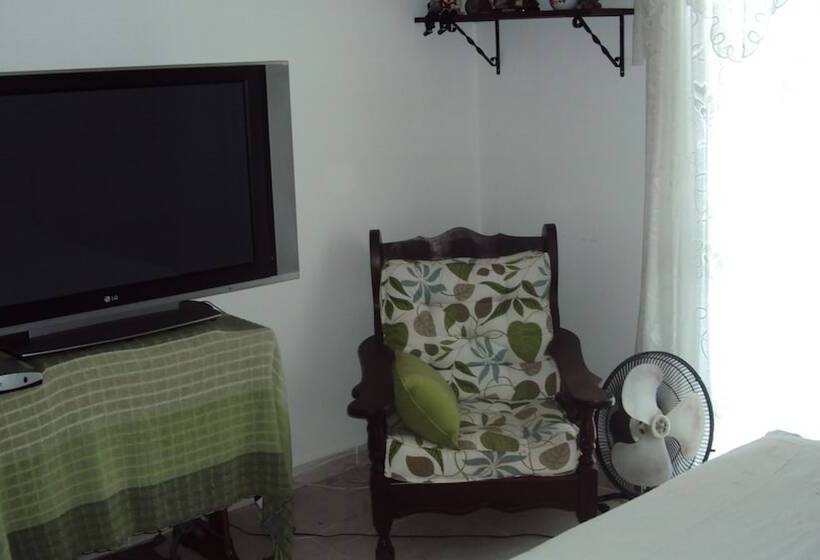 ペンション Beach House P.g   Hostel
