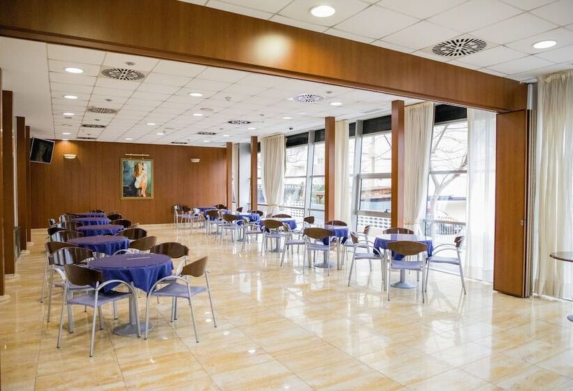 Apartamentos Turisticos Biarritz  Bloque I
