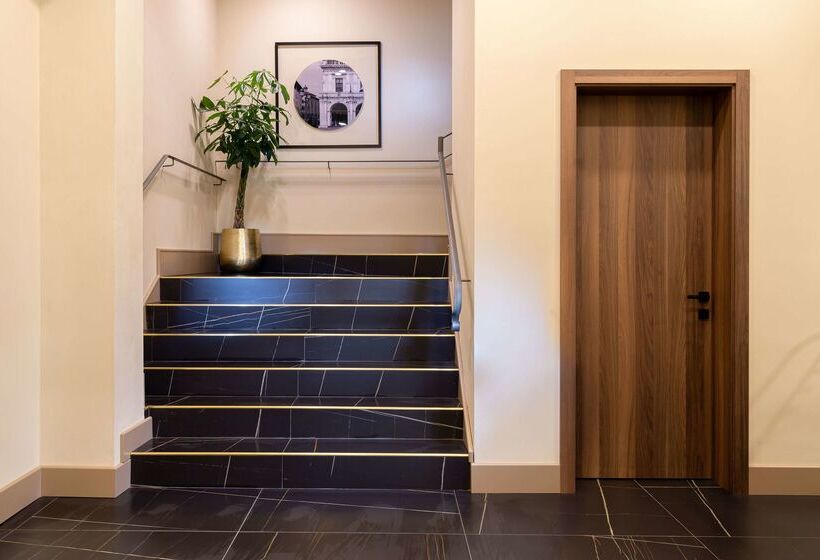 هتل Doubletree By Hilton Brescia