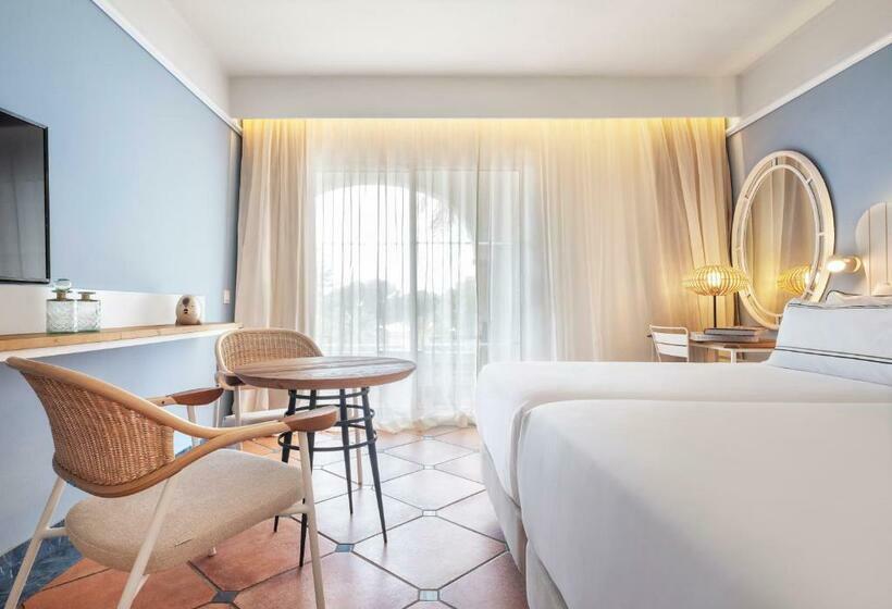 هتل Zahara Resorts & Villas