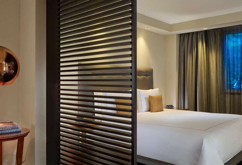 هتل Park Plaza Victoria London