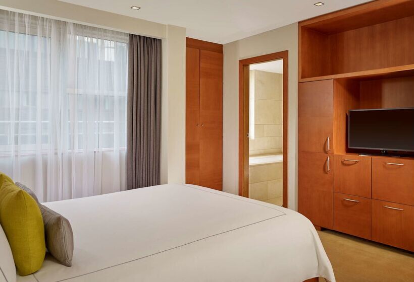 هتل Park Plaza Victoria London