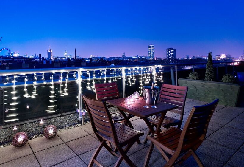 هتل Park Plaza Victoria London