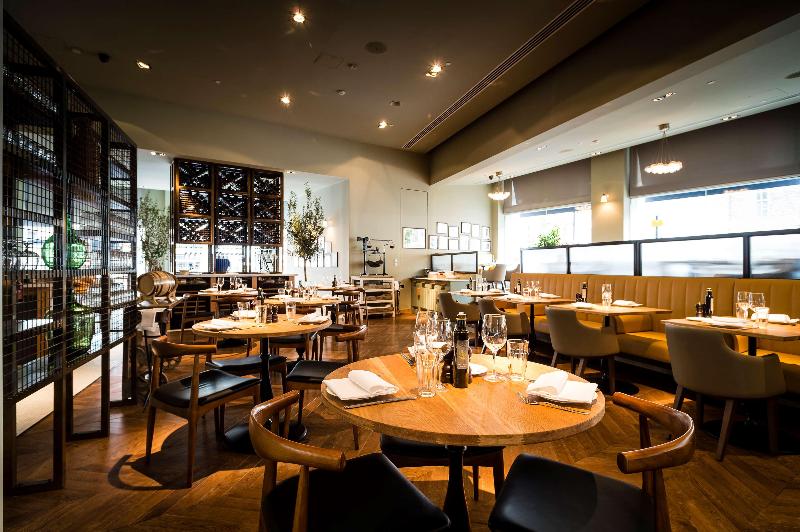 هتل Park Plaza Victoria London