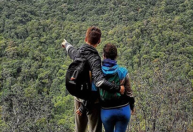 호스텔 Sinharaja Greenvilla Homestay