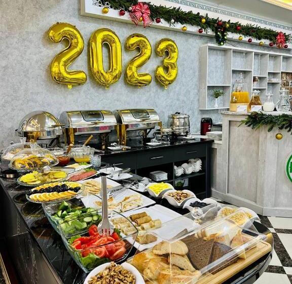 فندق Dendi Plaza