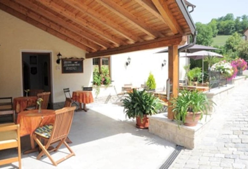 بنسيون Gasthaus Tauberstube
