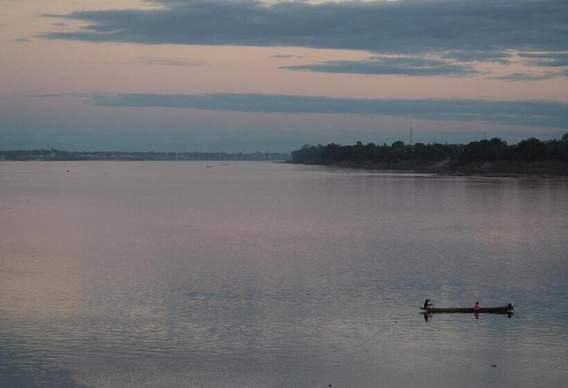 Nawiengkae Riverview Resort