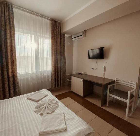 فندق صغير Trio Hotel Restaurant