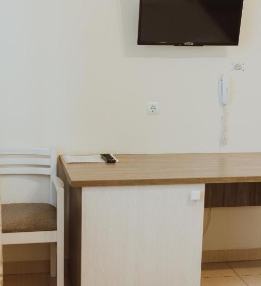 فندق صغير Trio Hotel Restaurant