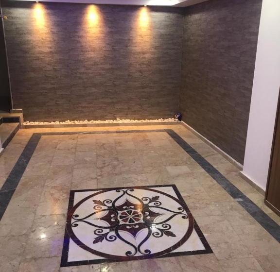 Aydın Kent Suit