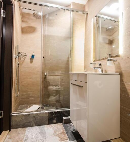 هاستل Centrum Sobe Rooms čačak