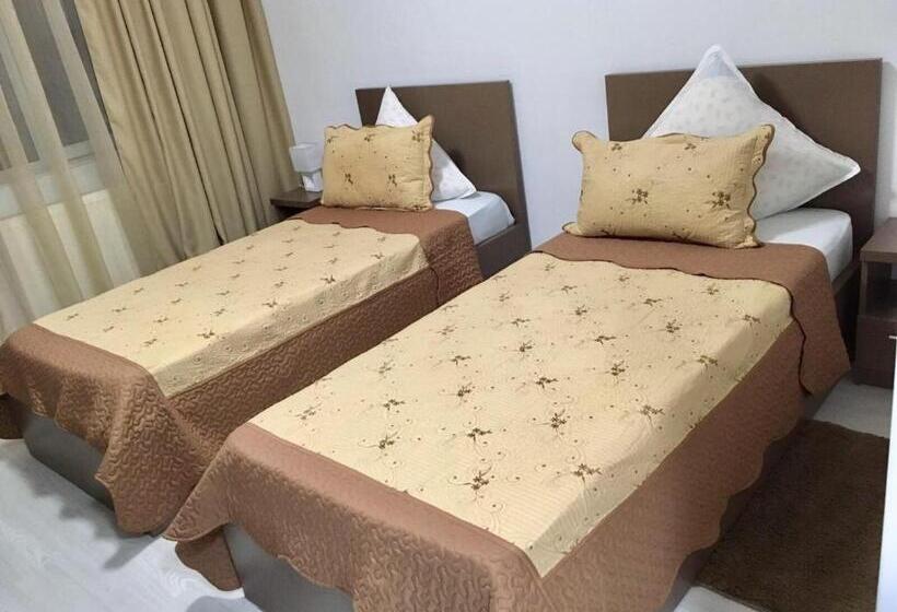 هتل Fast Airport Accomodation