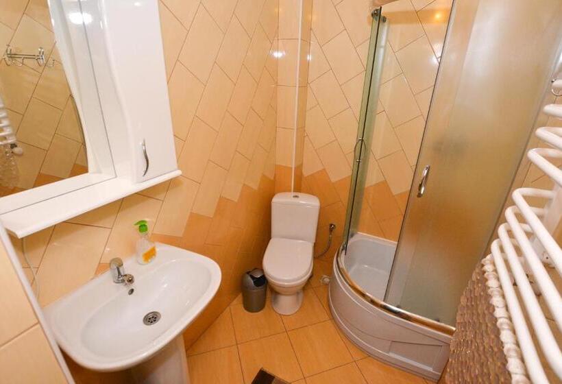 פנסיון Kozatsky Dvorik