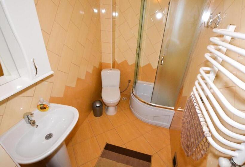 פנסיון Kozatsky Dvorik