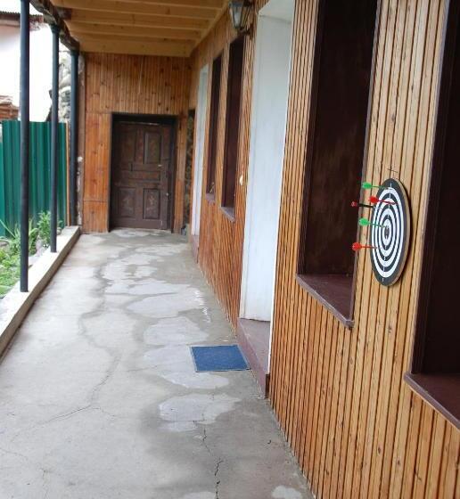 پانسیون Laila Guest House