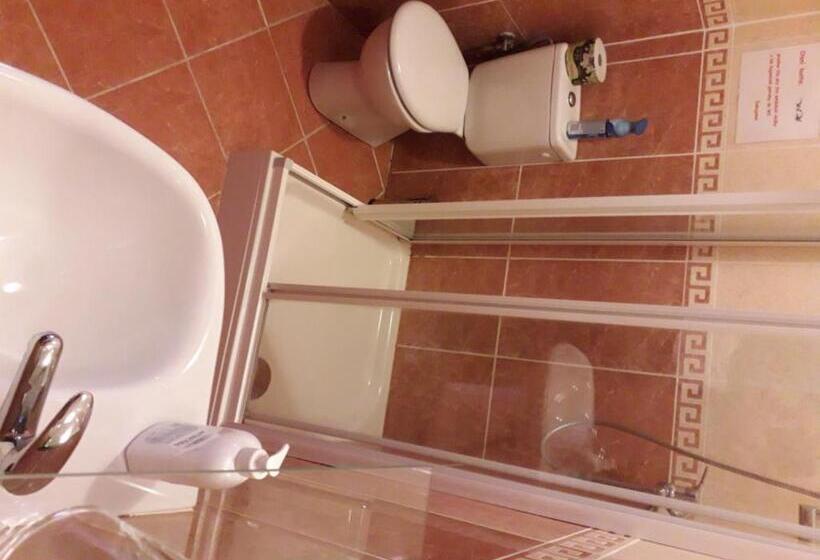 بنسيون Penzión Vila Dalí