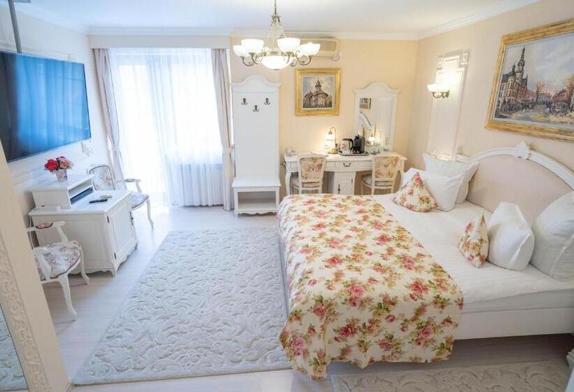 پانسیون Villa Alice