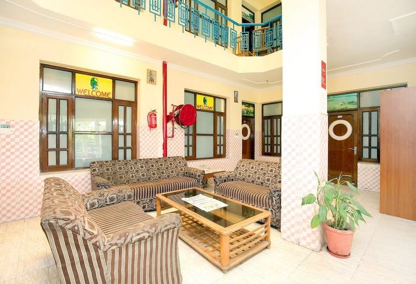 酒店 Surya Palace By Oyo Rooms