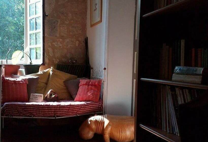 ペンション La Gentilhommière Restaurant Etincelles