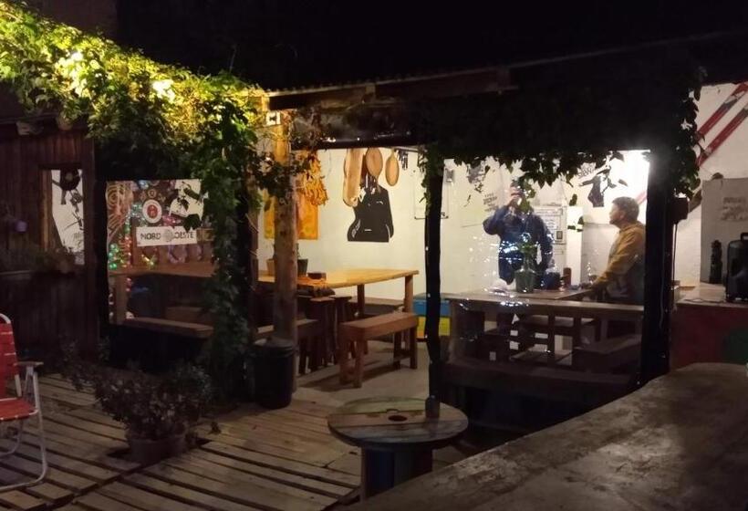 پانسیون Hostel La Casita Naranja