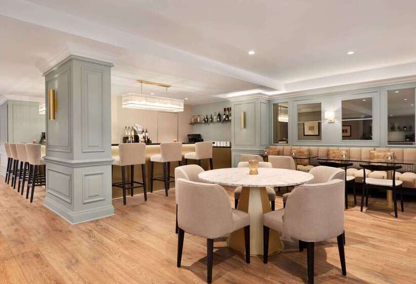 Отель Avenue Louise Brussels Trademark Collection By Wyndham