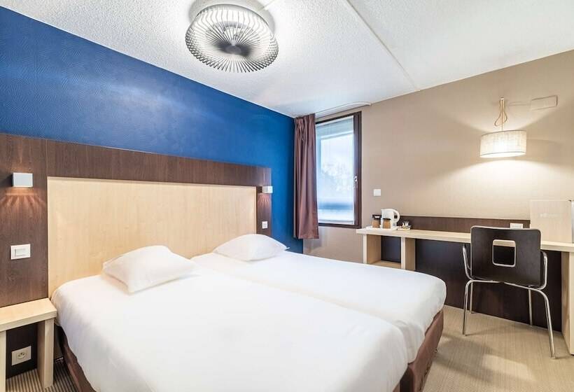 בית מלון כפרי Kyriad Rouen Nord   Mont Saint Aignan